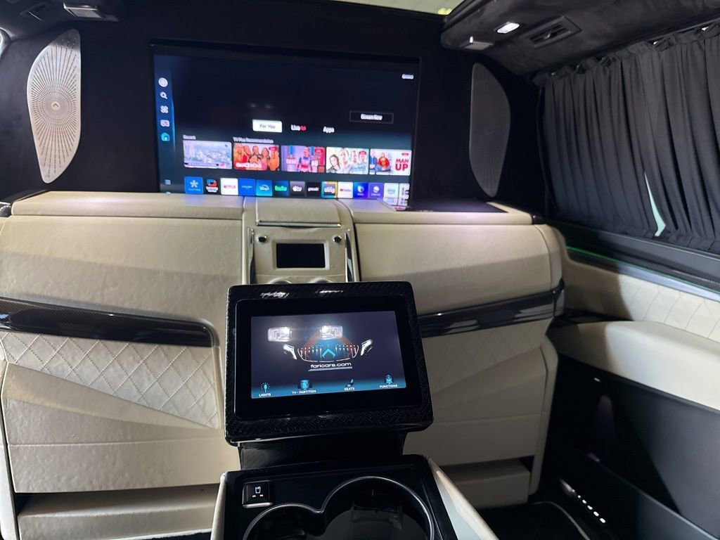 2025 Cadillac Escalade ESV Sport Platinum - Photo 22