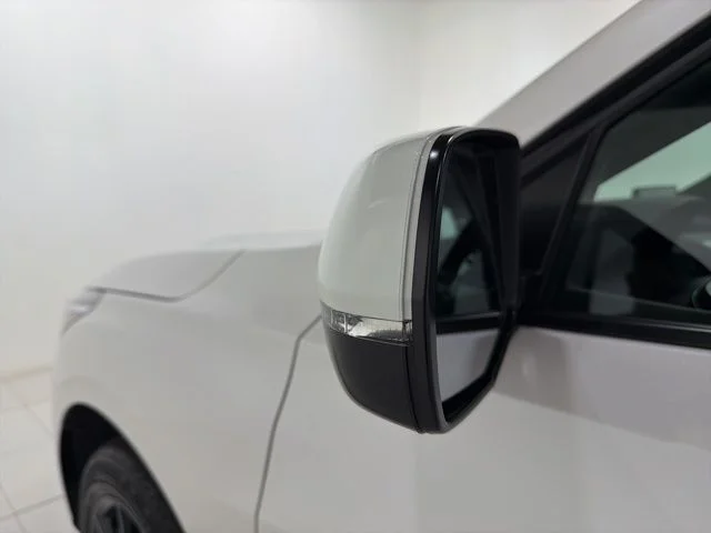 2025 Acura RDX Base - Photo 9