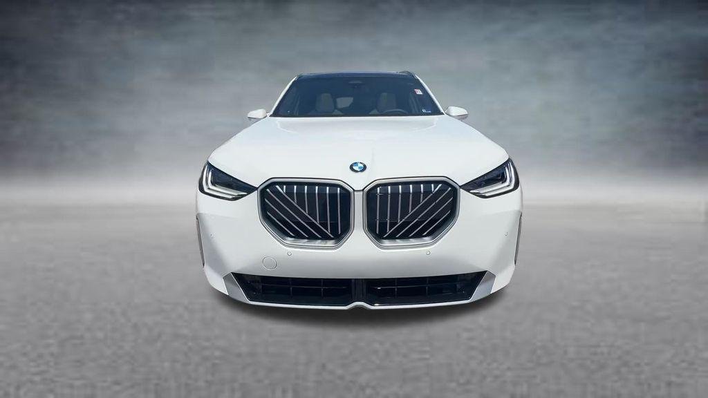 New 2026 Alpine White BMW 30 xDrive image 15