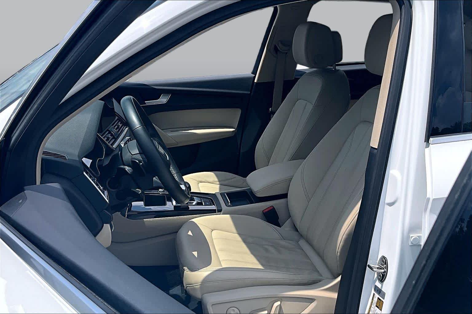 Used 2022 Glacier White Metallic Audi Premium image 8