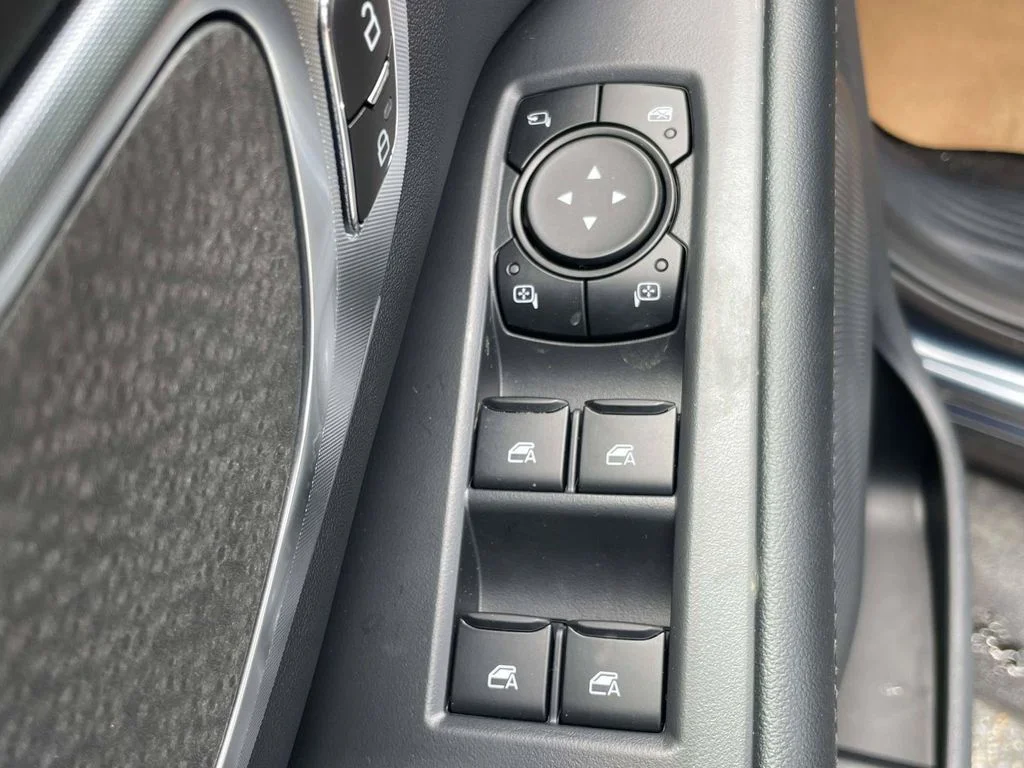 New 2027 Nocturnal Blue Metallic Ford Tremor® image 16