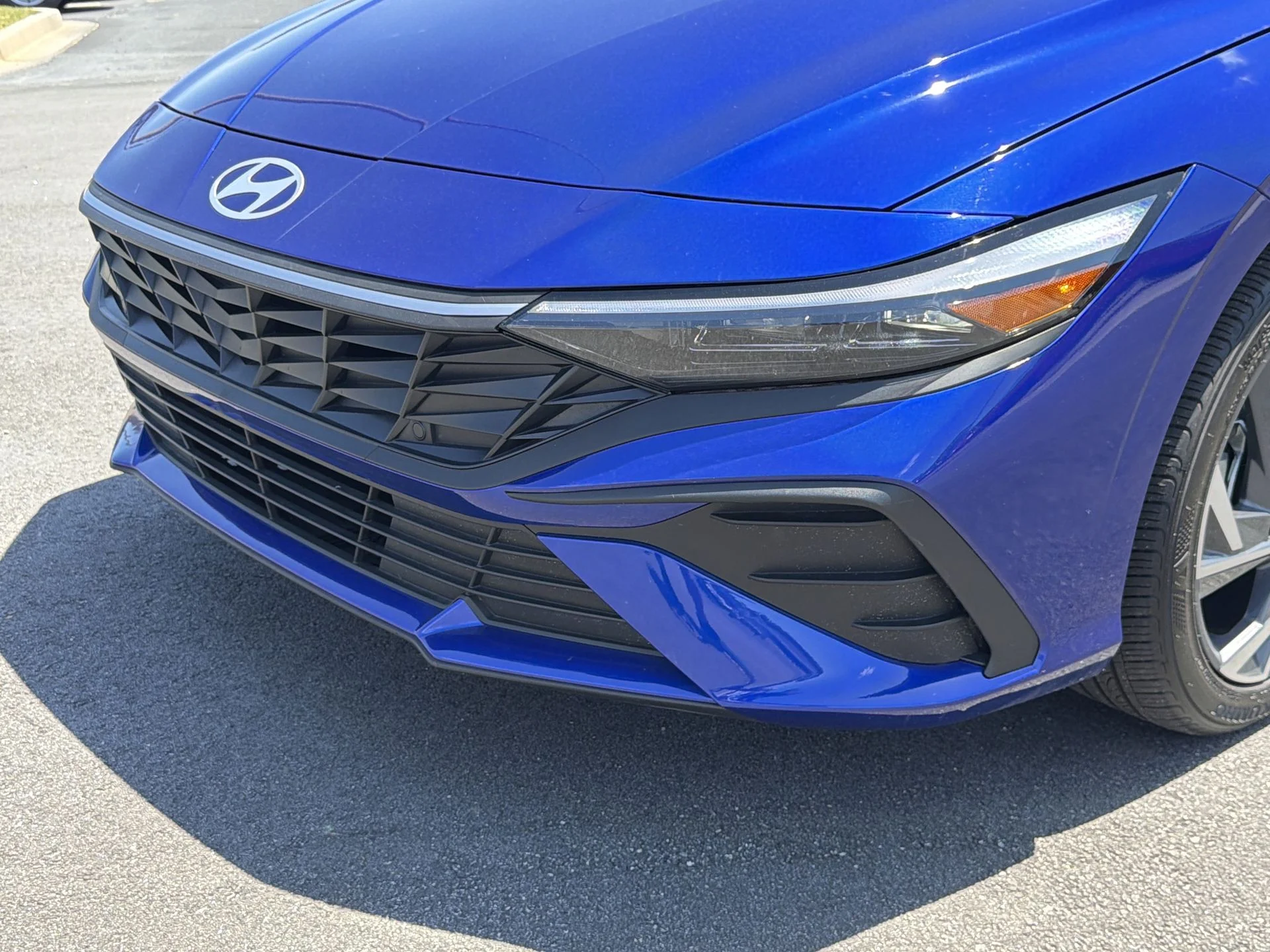 Certified Used 2025 Intense Blue Hyundai SEL Sport image 30