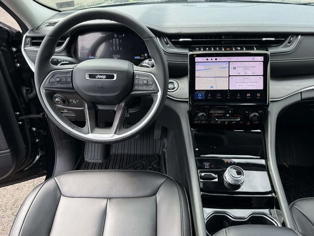 Used 2023 Black Jeep Limited image 16