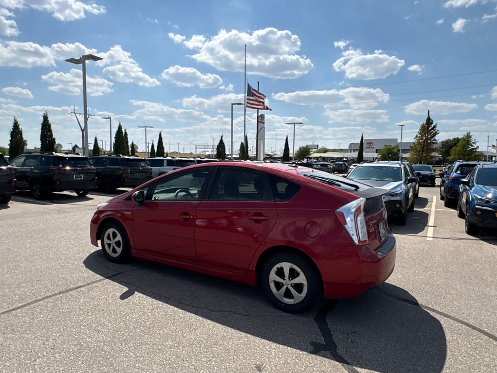 Used 2013 Red Toyota Three image 5