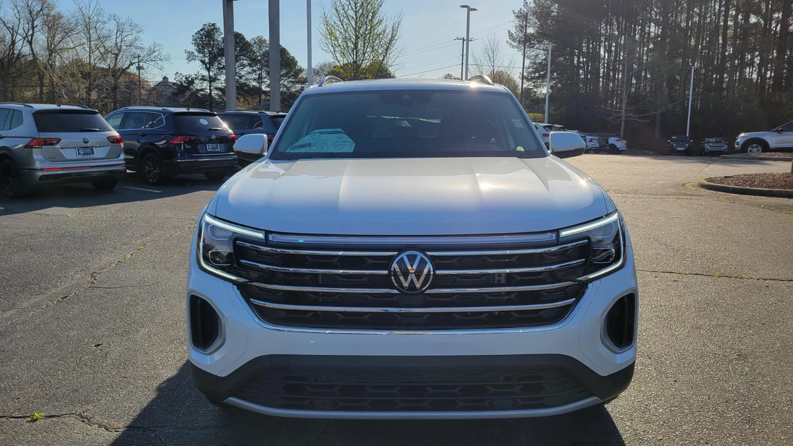 New 2026 Opal White Pearl Volkswagen 2.0T SE w/Technology image 8
