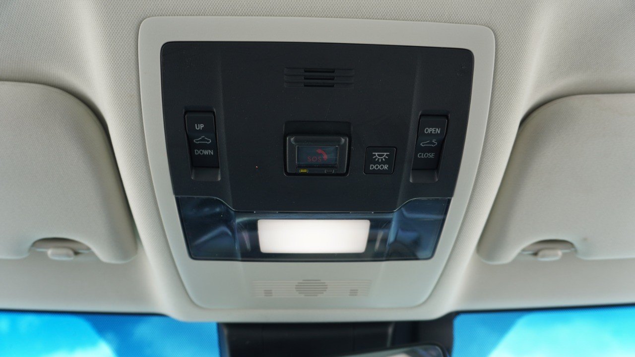 Certified Used 2020 MOONBEAM BEIGE MET Lexus ES 350 image 27