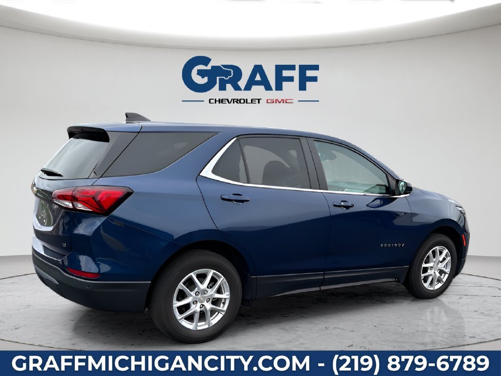 Used 2022 BLUE GLOW METALLIC Chevrolet LT image 8