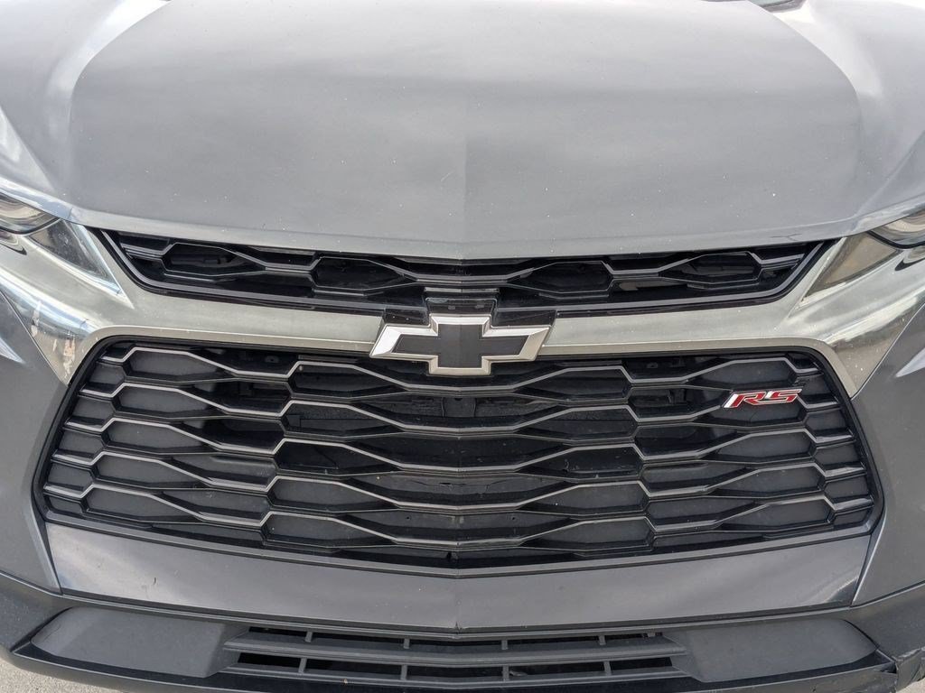 Used 2020 NIGHTFALL GRAY METALLIC Chevrolet RS image 10
