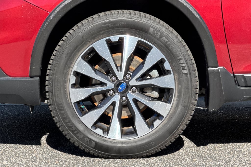 Used 2017 Venetian Red Pearl Subaru 2.5i image 35
