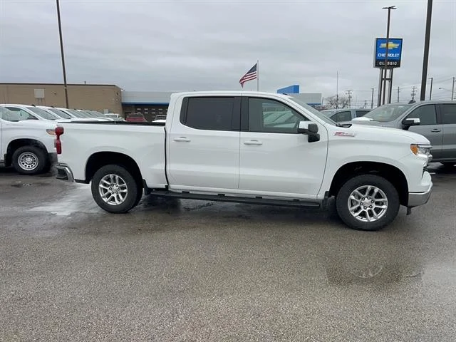 New 2026 Summit White Chevrolet LT image 4