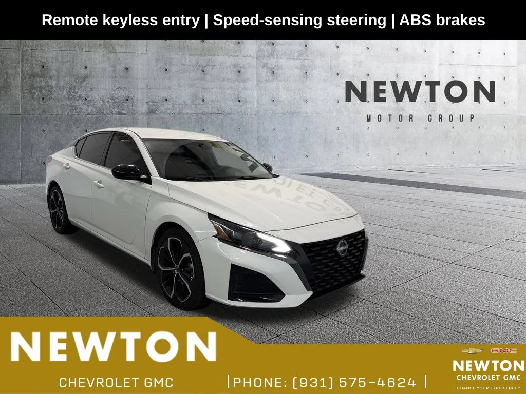 2023 Nissan Altima SR