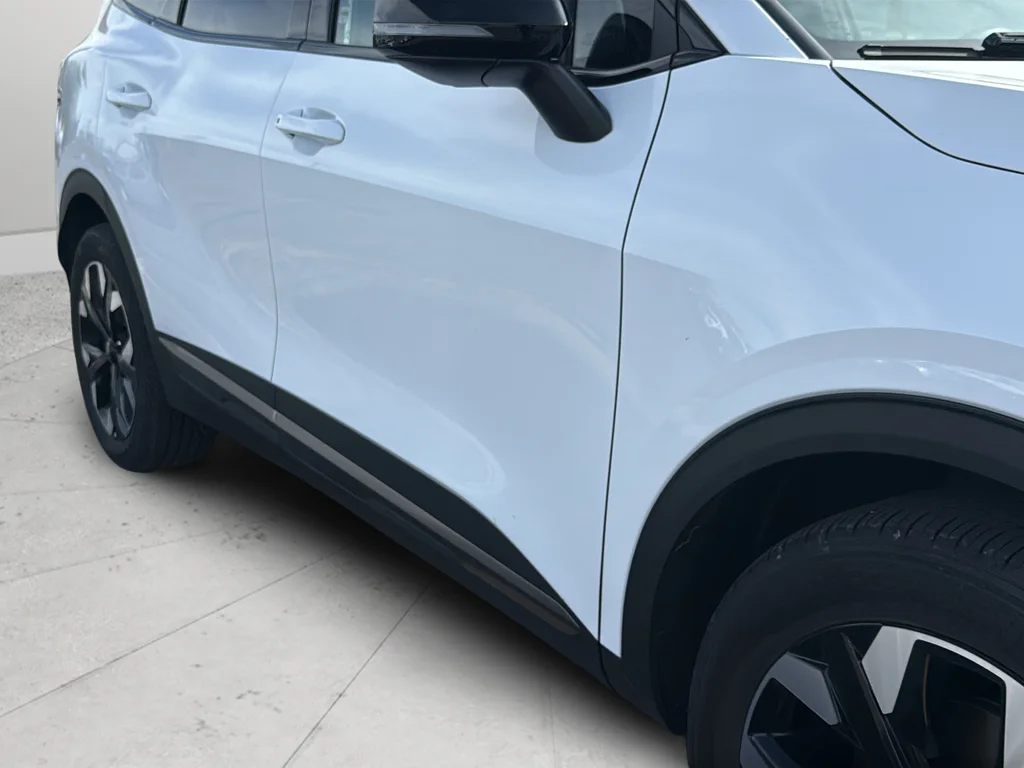 Used 2024 White Kia X-Line image 26