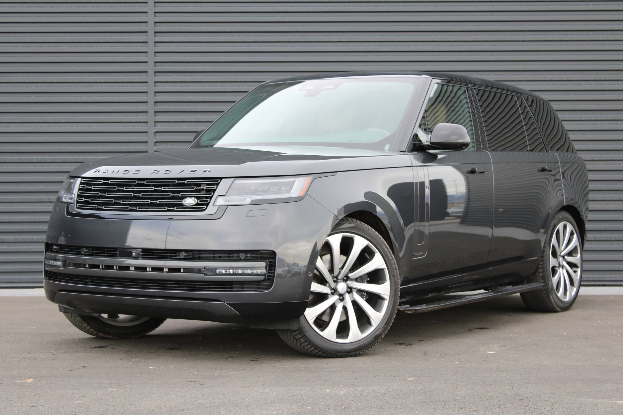 2025 Land Rover Range Rover Autobiography