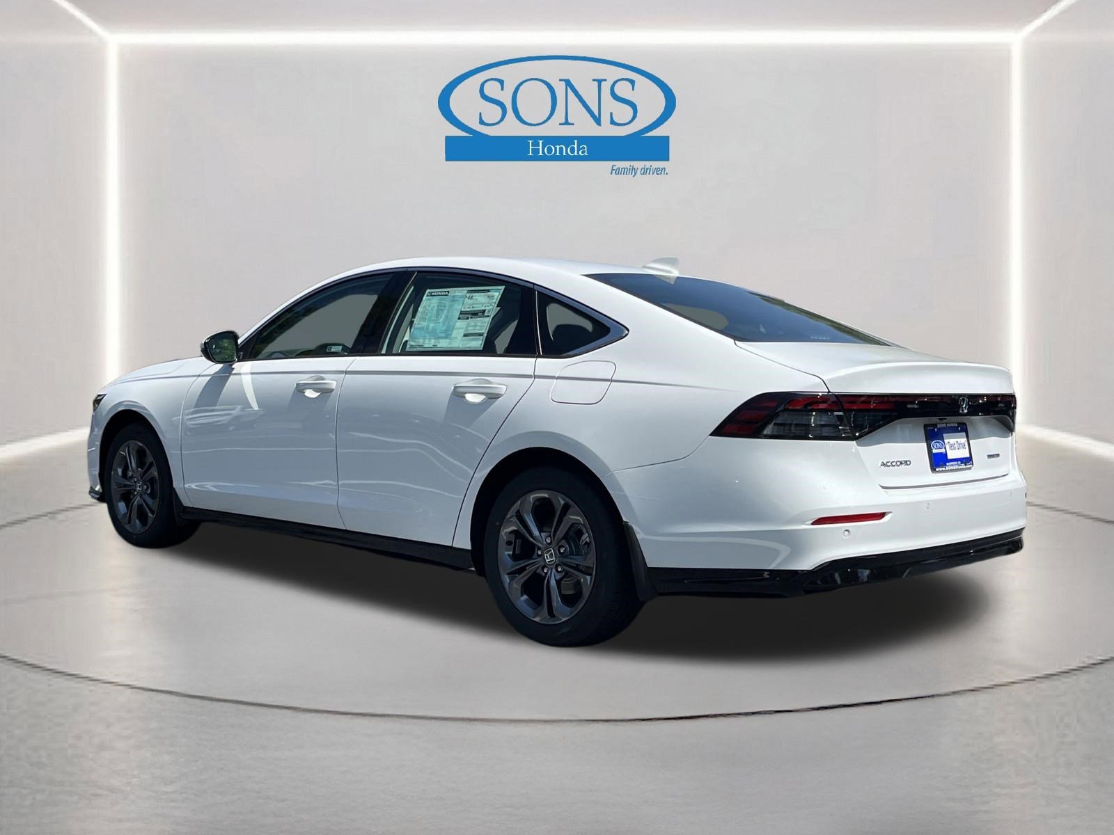 2025 Honda Accord Hybrid EX-L - Photo 26