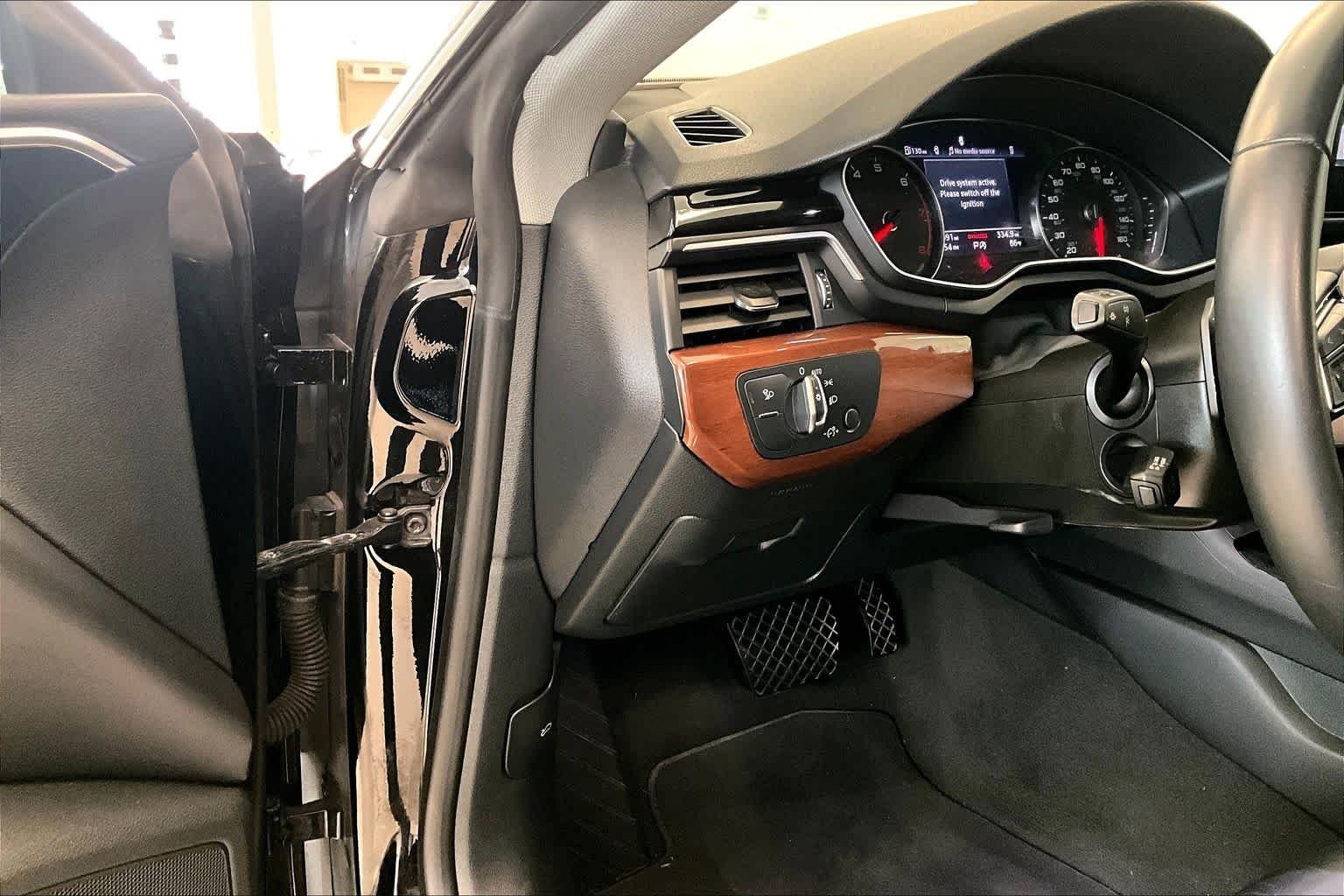 Used 2022 Brilliant Black Audi Premium image 29
