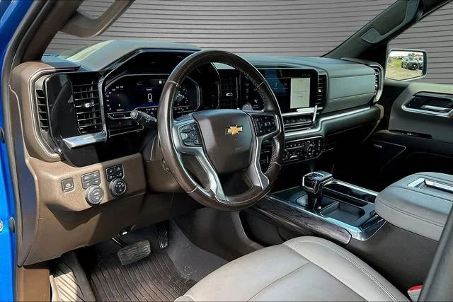 Used 2022 Glacier Blue Metallic Chevrolet LTZ image 18
