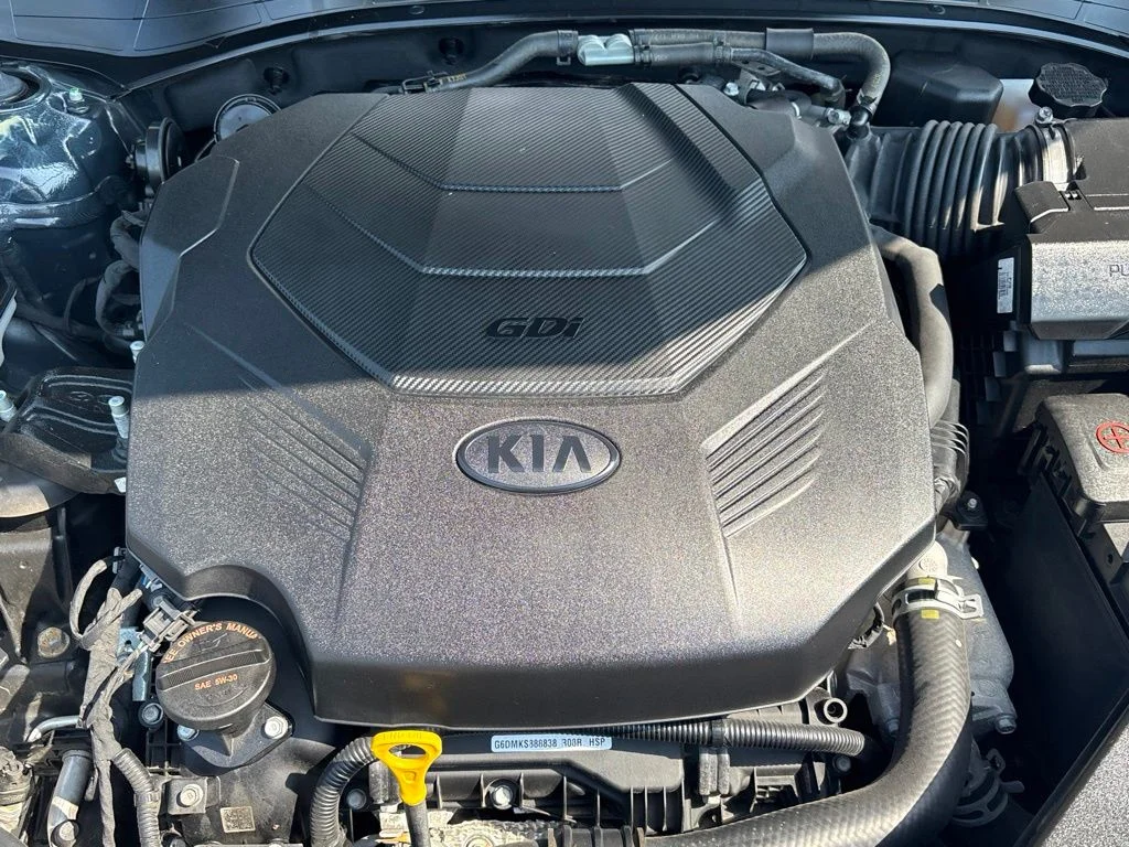 Used 2019 Gray Kia Technology image 22