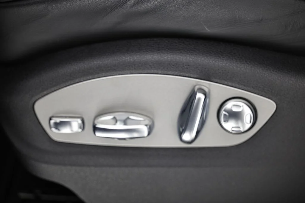 Used 2026 Silver Porsche  image 25