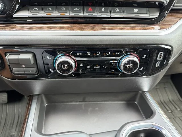 New 2026 Summit White GMC Elevation image 14