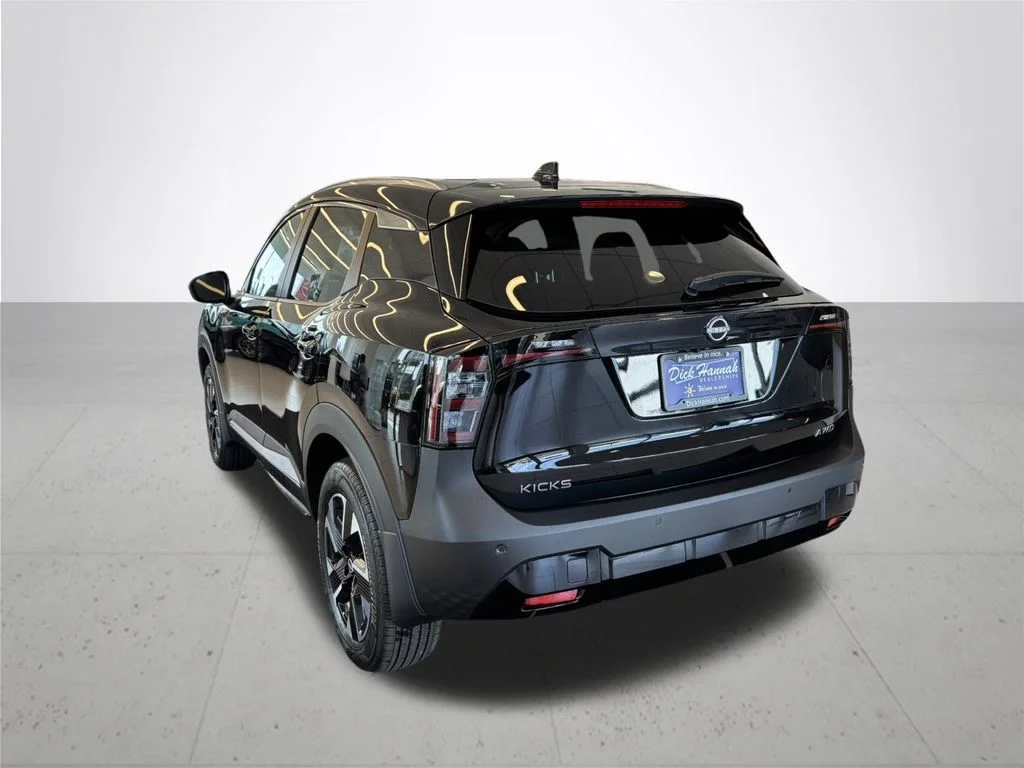 New 2026 Super Black Nissan SV image 10