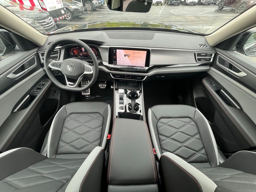 New 2026 Black Volkswagen 2.0T Peak Edition image 13
