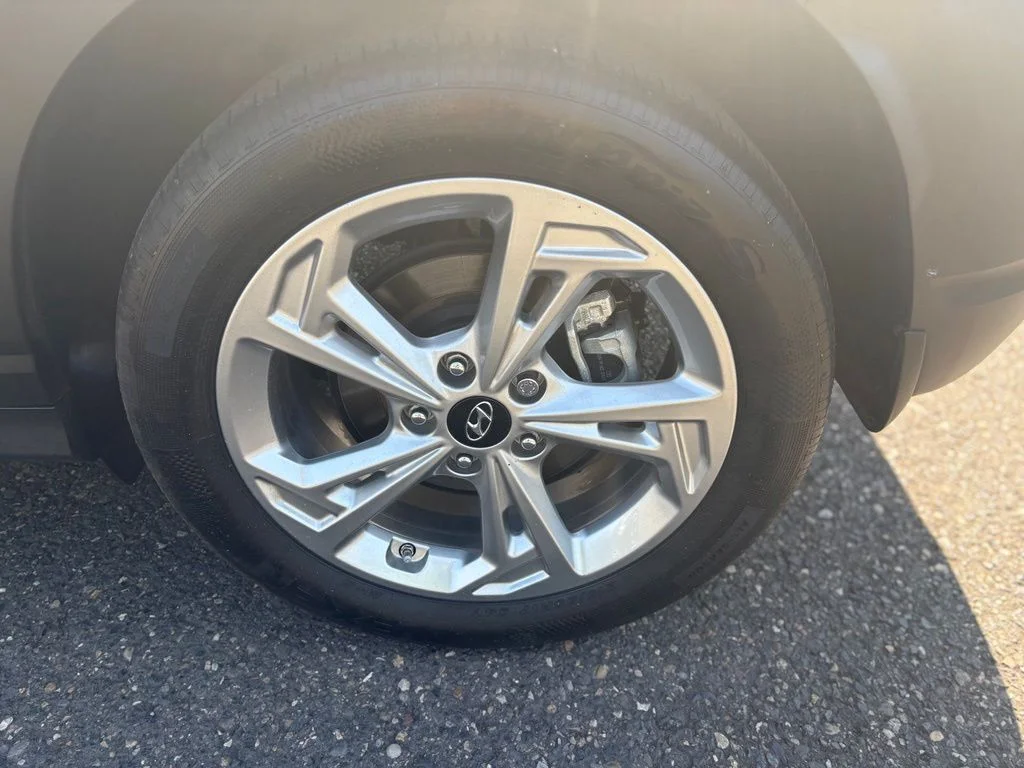 Used 2022 Black Hyundai SEL image 20