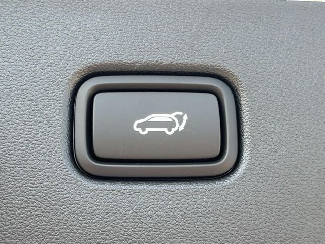New 2026 White Hyundai SEL image 12