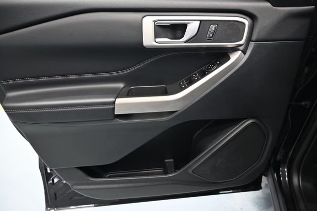 Used 2022 Black Ford XLT image 27