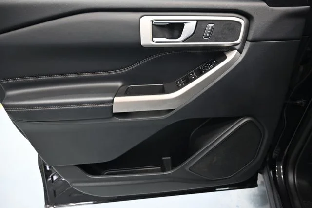Used 2022 Black Ford XLT image 27