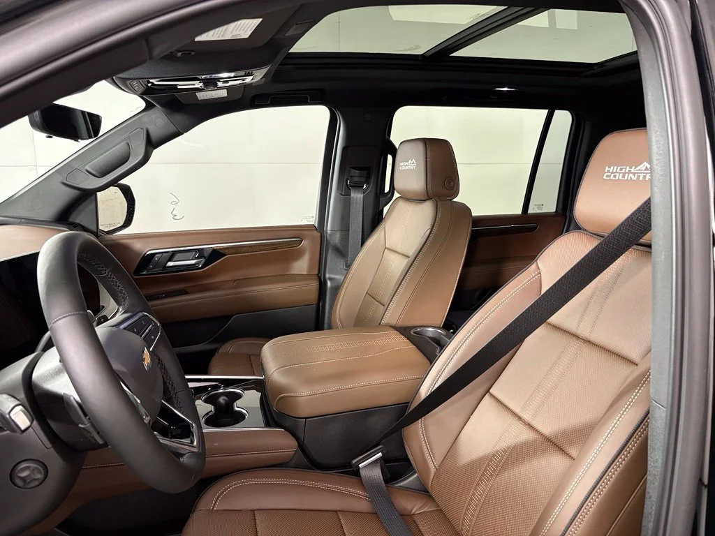 2026 Chevrolet Suburban High Country - Photo 36
