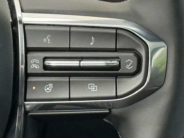 2025 GMC Sierra EV Denali - Photo 55