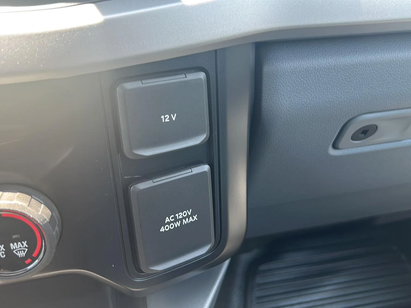 New 2026 Carbonized Gray Metallic FORD F-350® XLT image 18