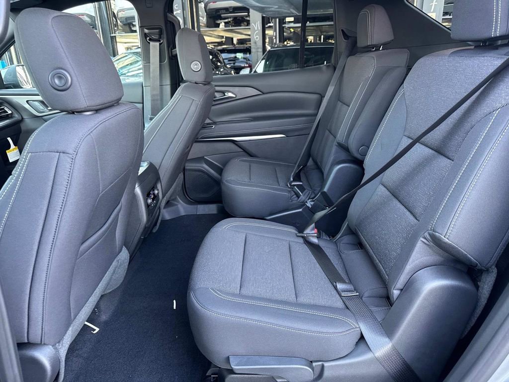 2026 Chevrolet Traverse LT - Photo 12