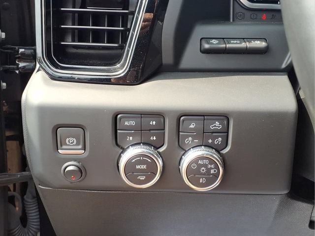 Used 2024 Onyx Black GMC AT4 image 14