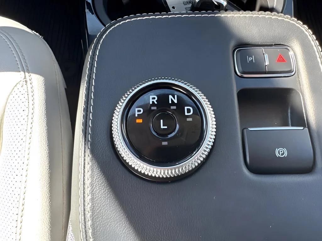 Used 2022 White Ford Premium image 14