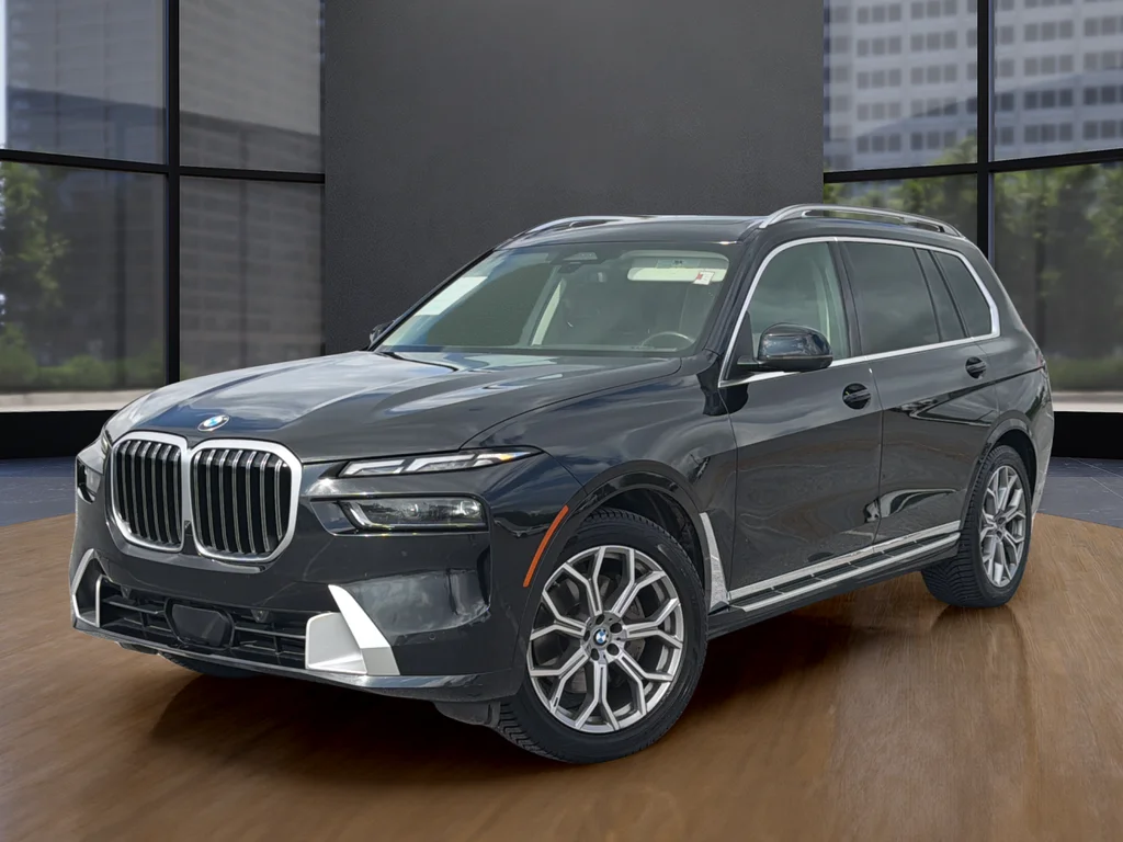 Used 2025 Black BMW xDrive40i image 9