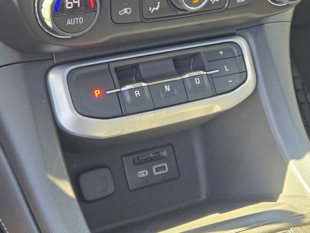 2023 GMC Acadia SLT - Photo 41