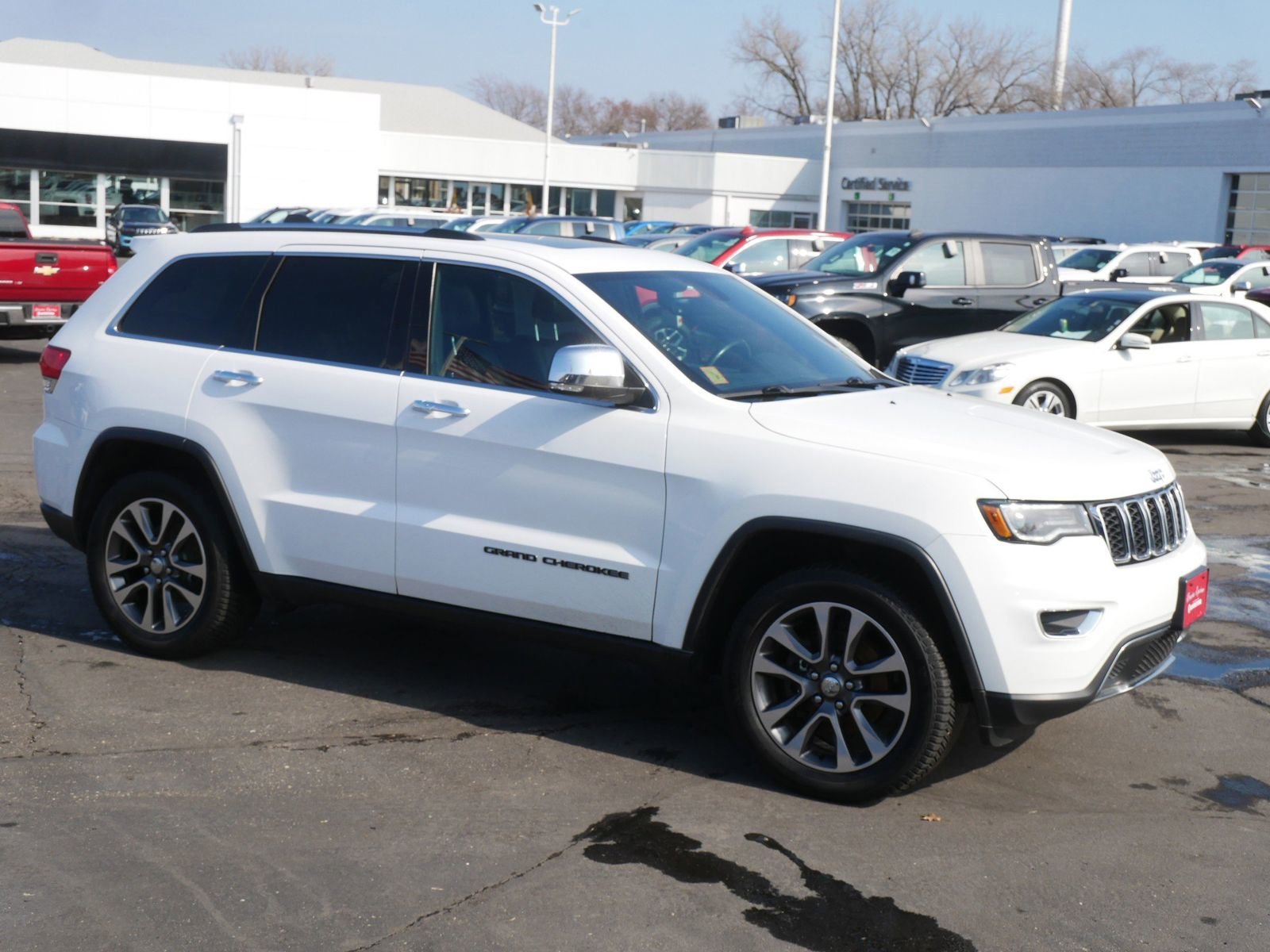 Used 2018 Jeep Grand Cherokee Limited with VIN 1C4RJFBG1JC140589 for sale in White Bear Lake, Minnesota