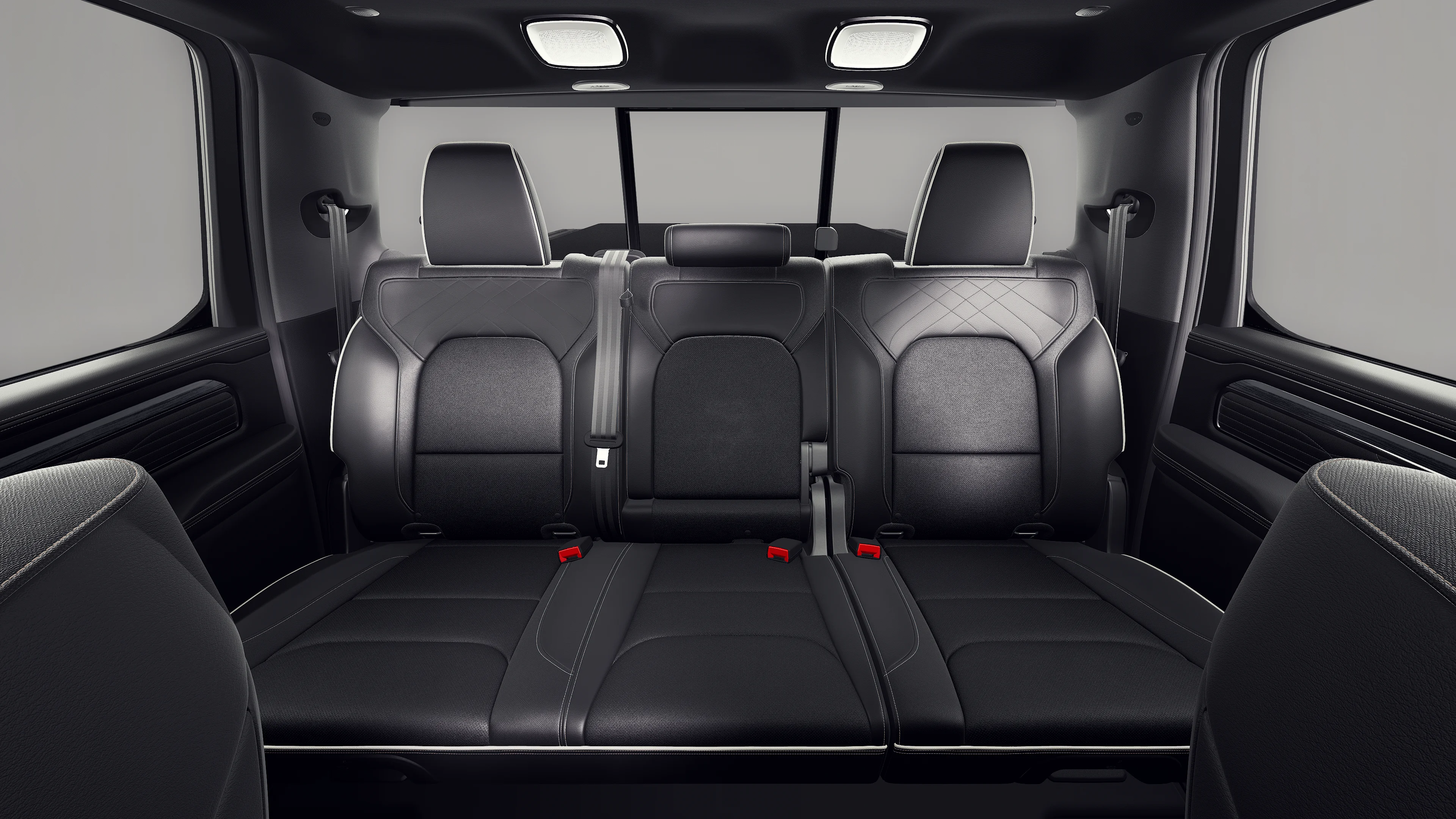 New 2027 Diamond Black Crystal Pearl-Coat Exterior Paint RAM Limited image 29