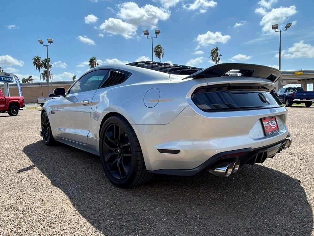 Used 2018 Silver Ford GT Premium image 4
