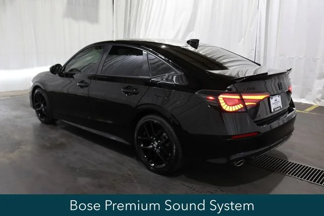 Used 2022 Black Honda Si image 5