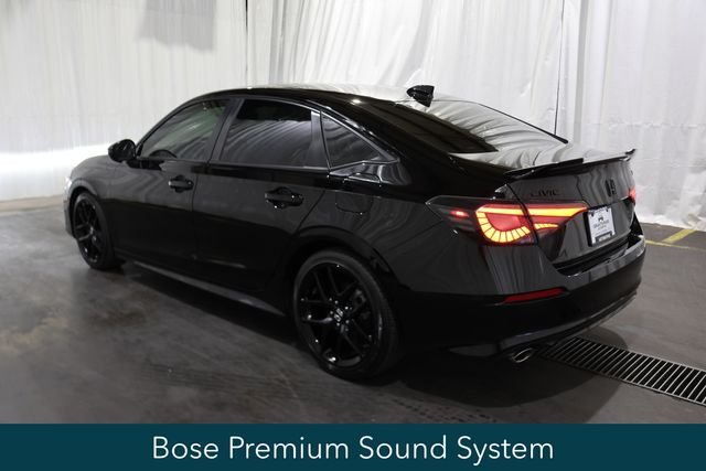 Certified Used 2022 Black Honda Si image 5