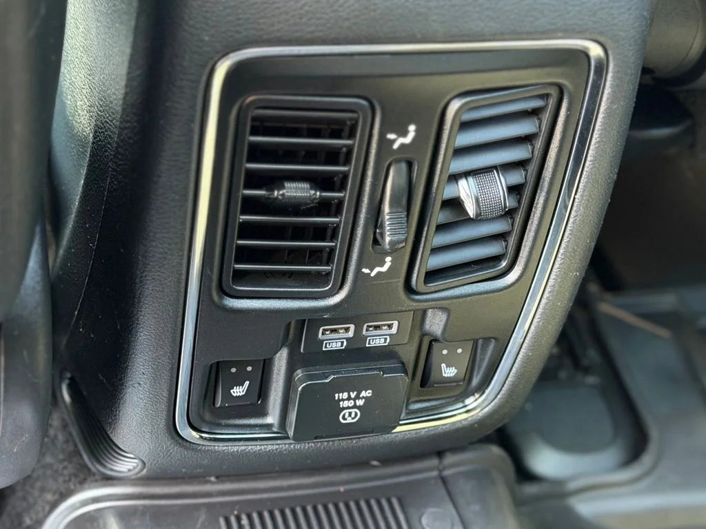 Used 2017 Red Jeep Limited image 8