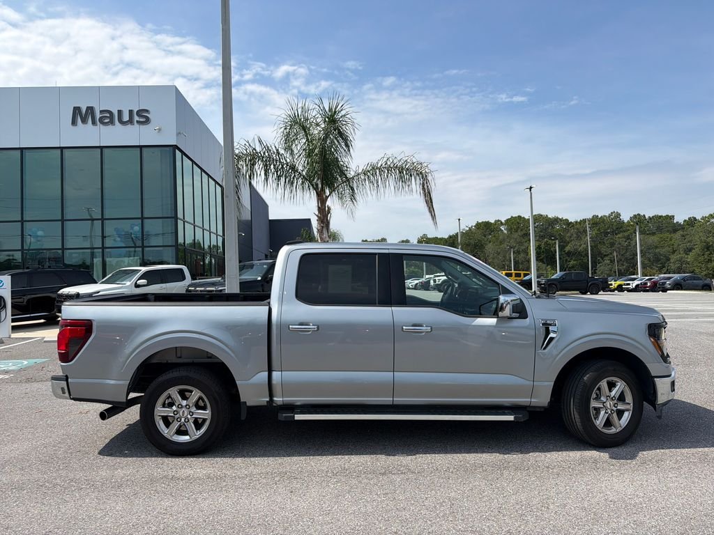Used 2025 Silver Metallic Ford XLT image 8