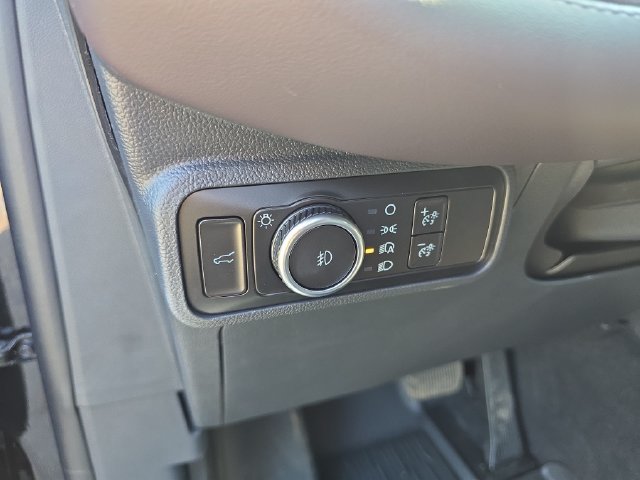 New 2026 Agate Black Metallic Ford Platinum™ image 47