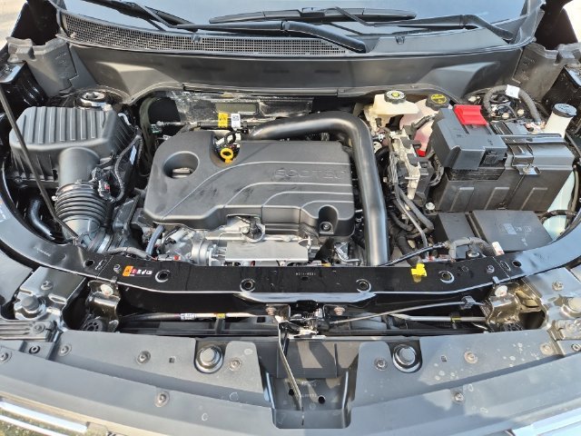 2027 Chevrolet Equinox LT - Photo 17