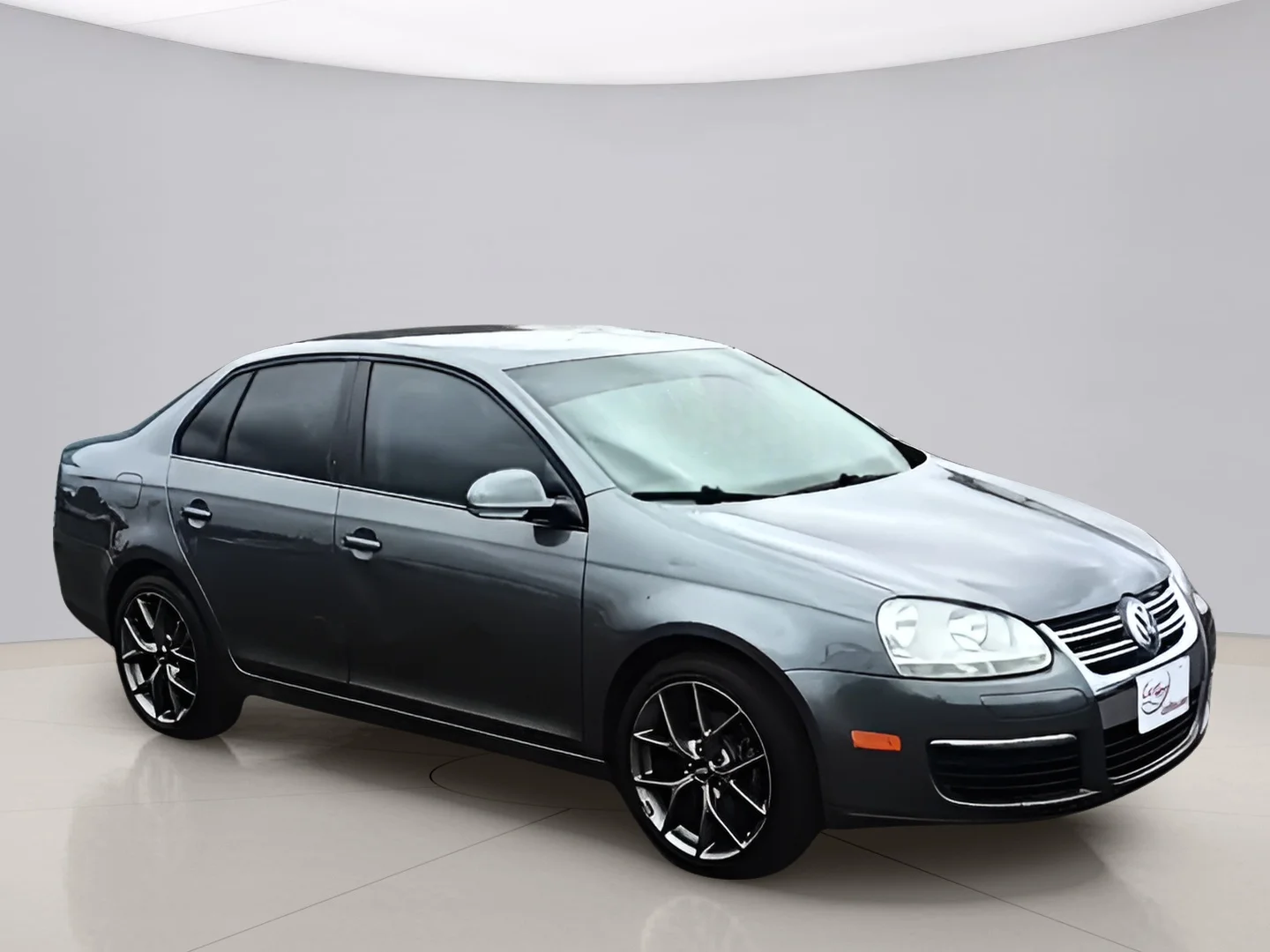 Used 2008 Silver Volkswagen S image 9