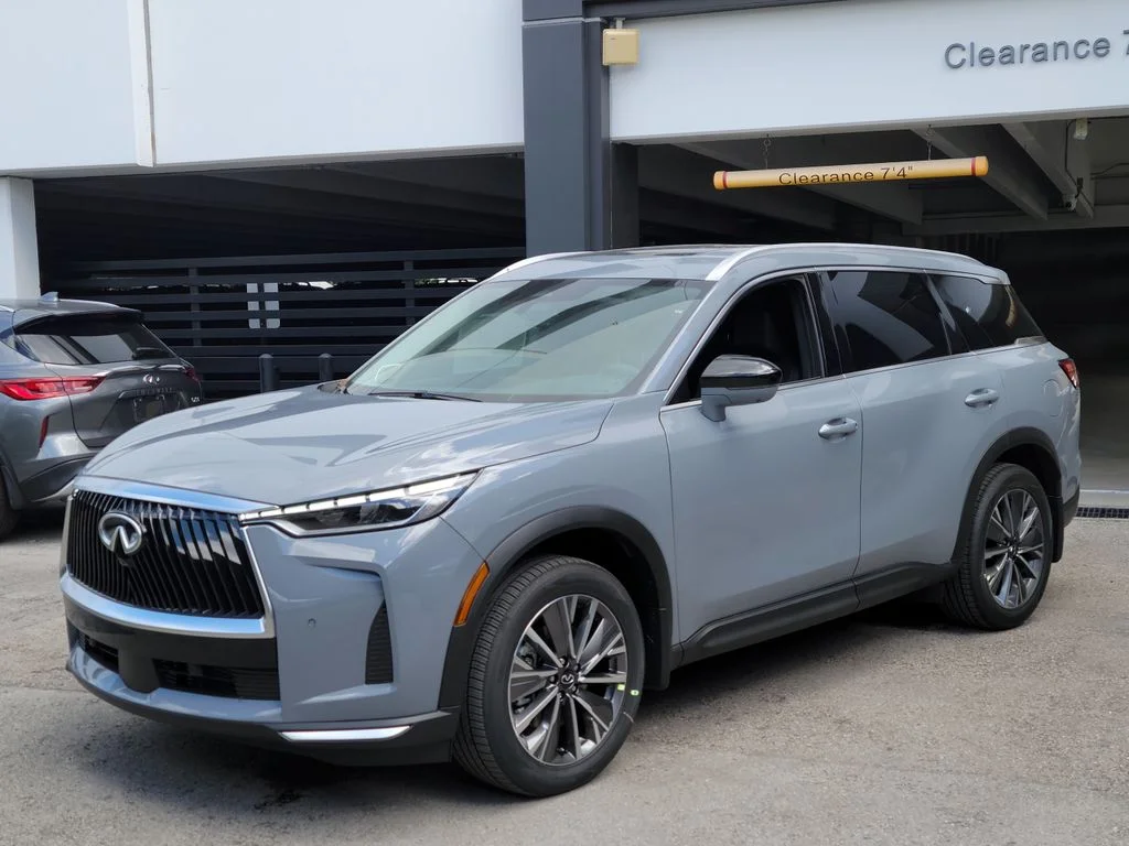 New 2027 HARBOR GRAY INFINITI Luxe FWD image 1