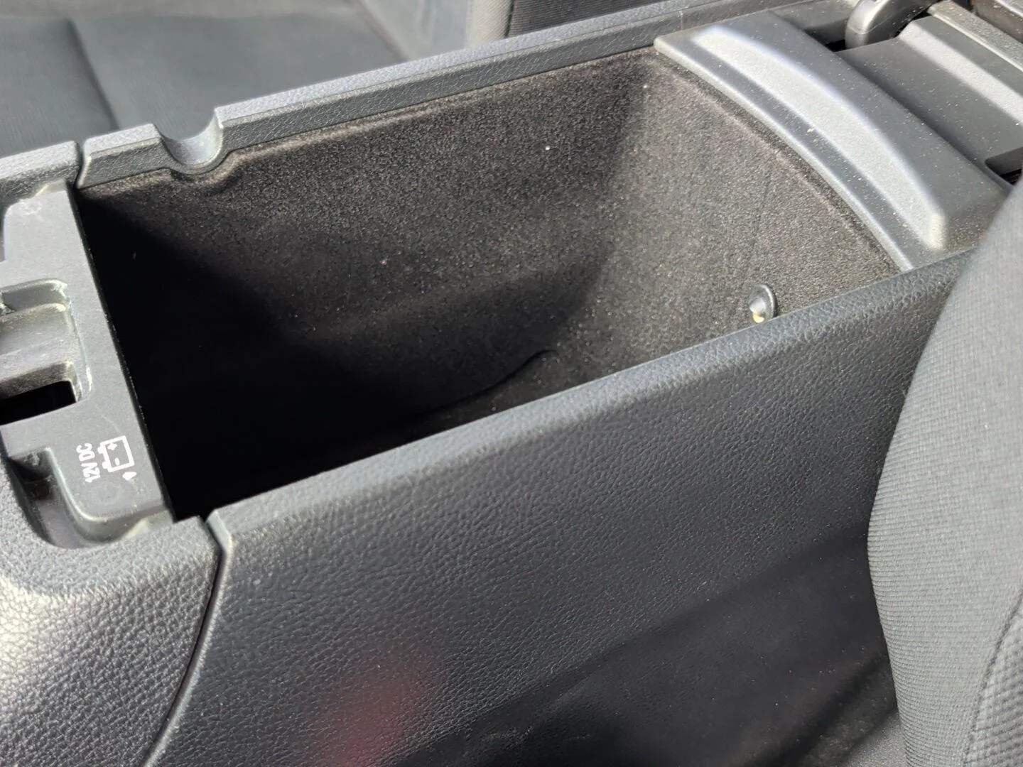 Used 2016 White Jeep Laredo image 26