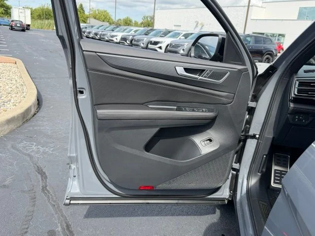 New 2026 Pure Gray Volkswagen 2.0T SEL R-Line Black image 14